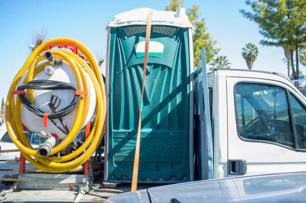 Affordable portable toilet rental in Buckner, MO